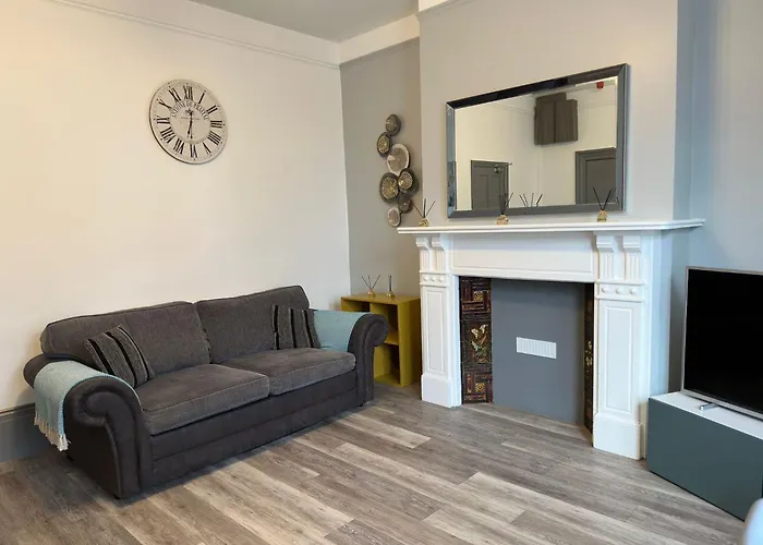 Bentinck Apartments